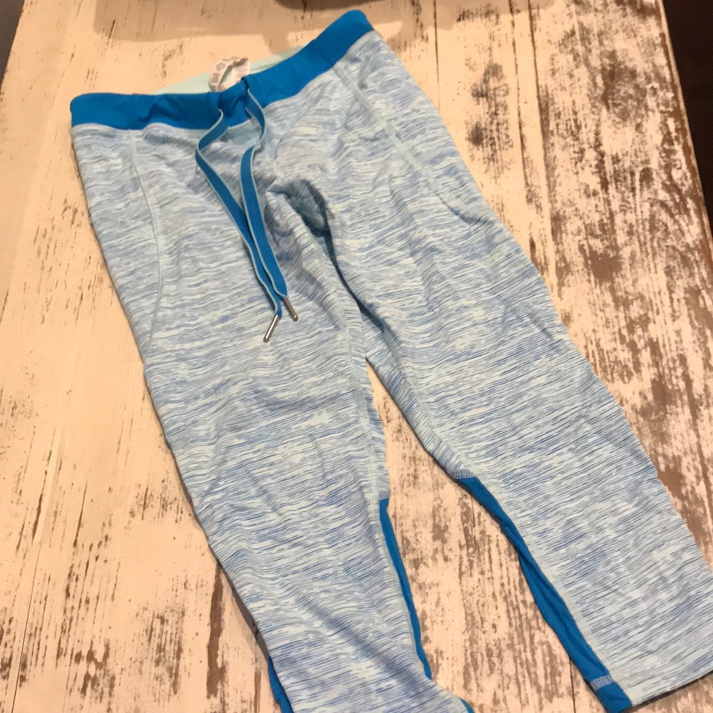 Lululemon drawstring crop leggings